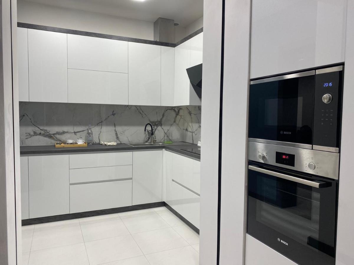 Luxury Modern Apartment In The Center Of Jerevan Buitenkant foto