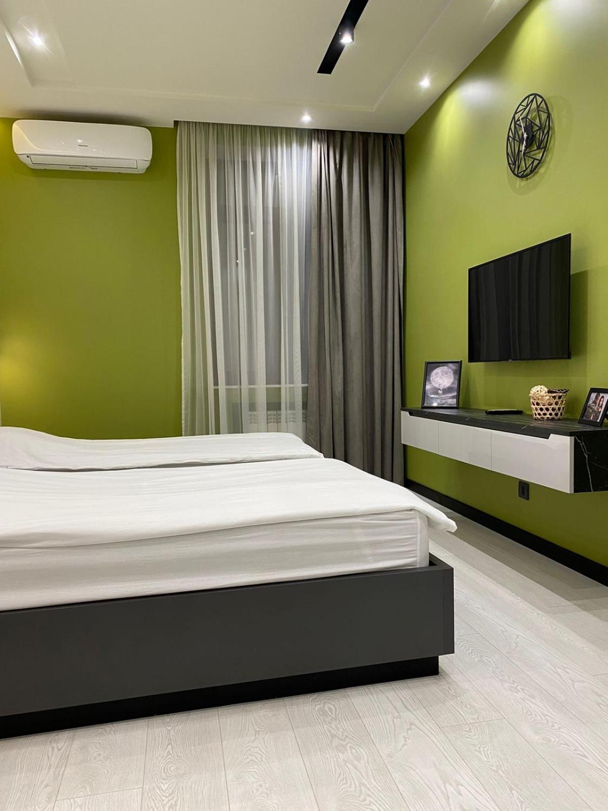 Luxury Modern Apartment In The Center Of Jerevan Buitenkant foto