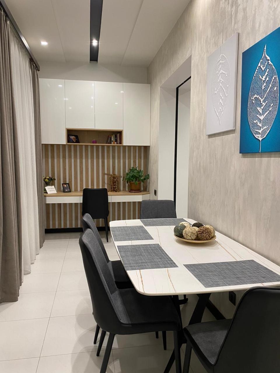 Luxury Modern Apartment In The Center Of Jerevan Buitenkant foto